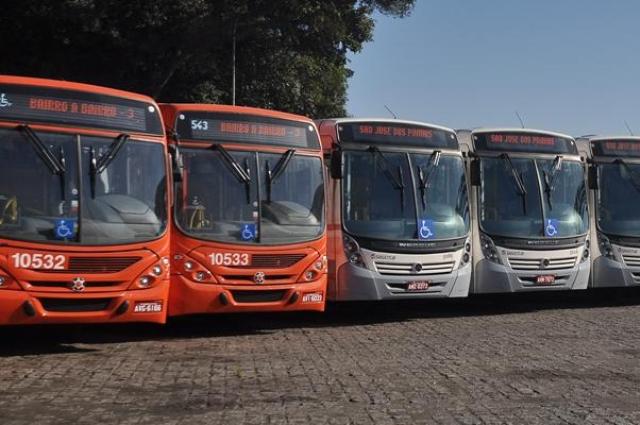 Motoristas e cobradores aceitam proposta e greve está descartada