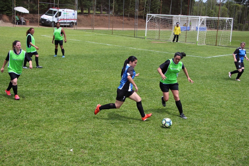 Finais dos campeonatos de futebol de 2017 em vídeo