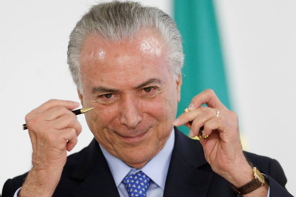 Governo ataca sindicatos de trabalhadores, mas libera recursos para setor patronal