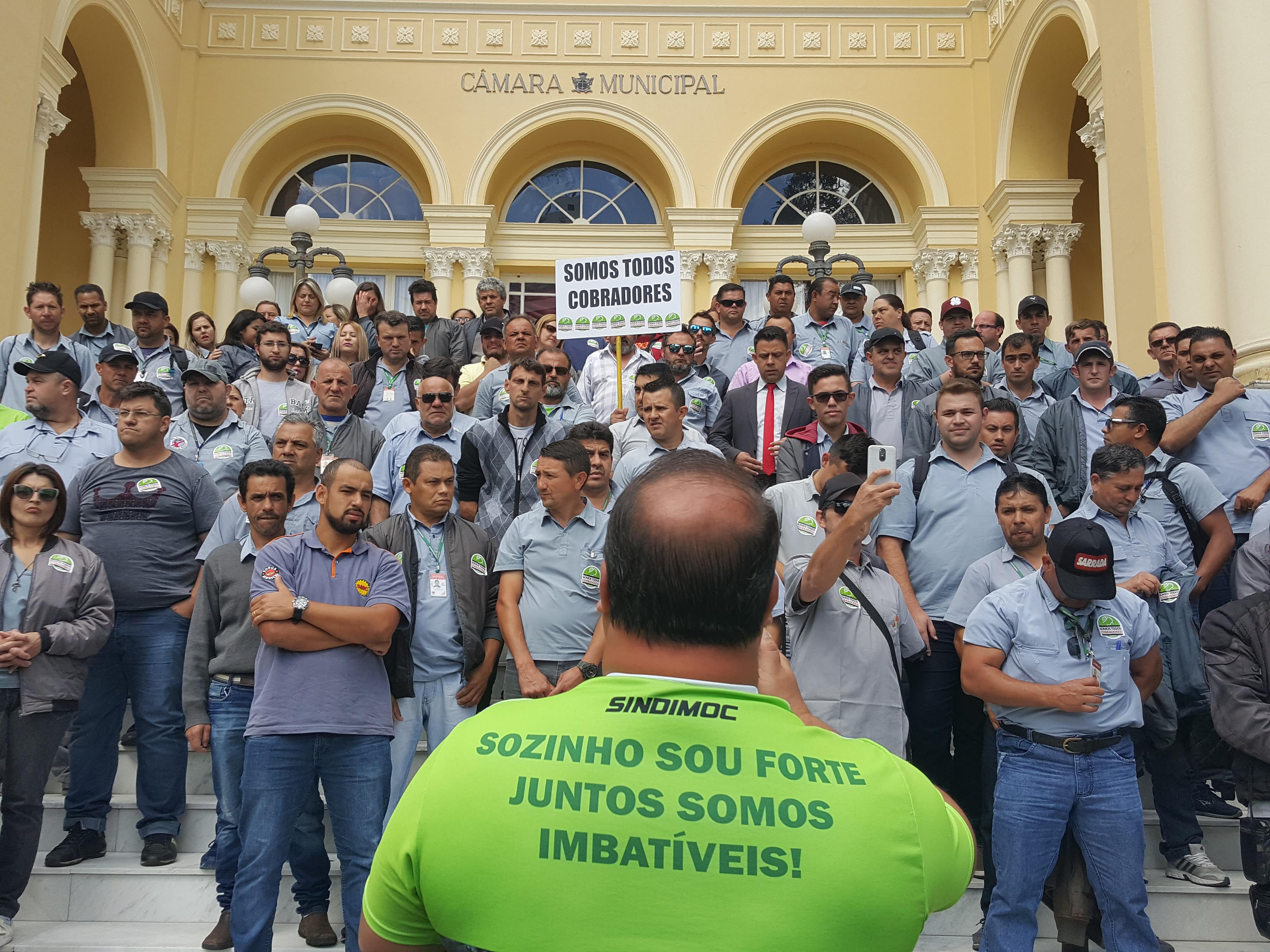 Dia 3 de dezembro Câmara vota regime de urgência da Lei do Desemprego 