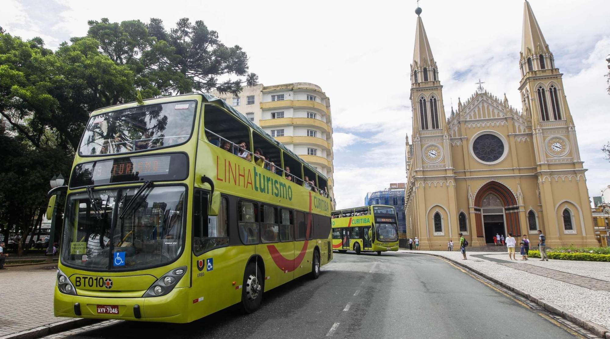 Linha Turismo volta a circular em Curitiba após seis meses parada