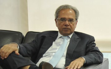 Centrais repudiam declaração de Guedes e defendem Sistema S