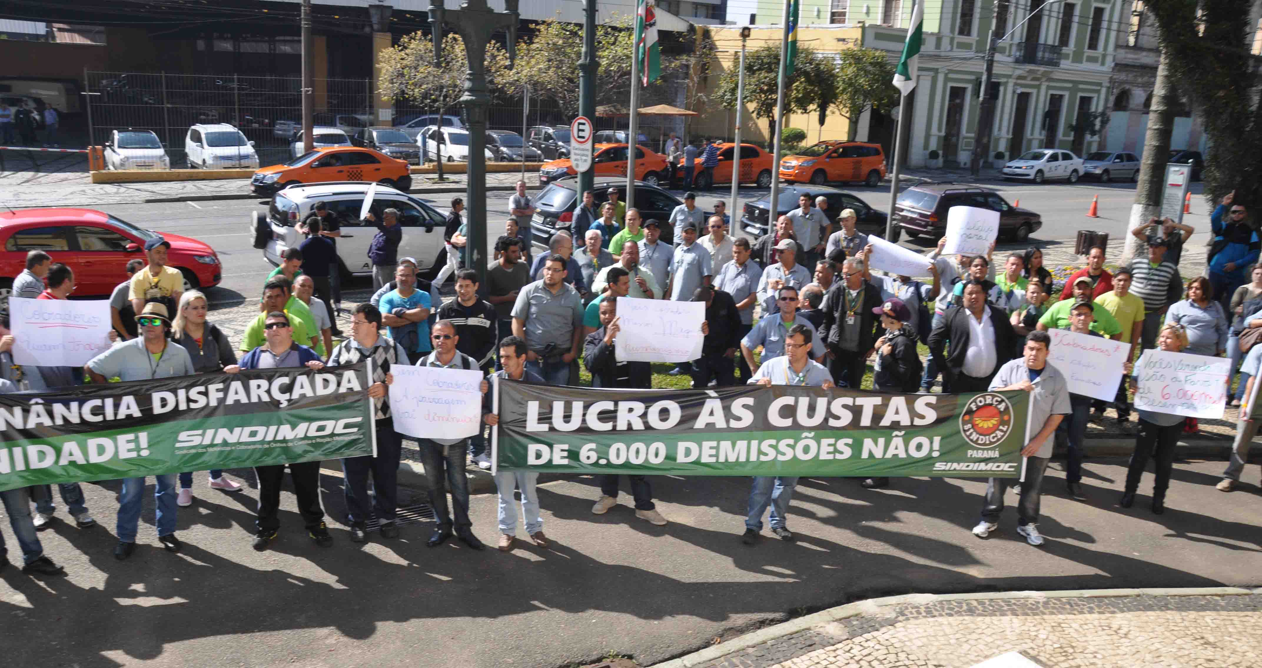 Protesto dos Cobradores é destaque no Programa Balanço Geral 
