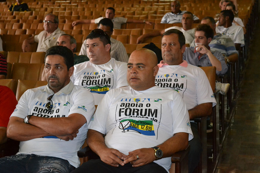 Sindimoc participa do Fórum Estadual em defesa da lei 12.619/12
