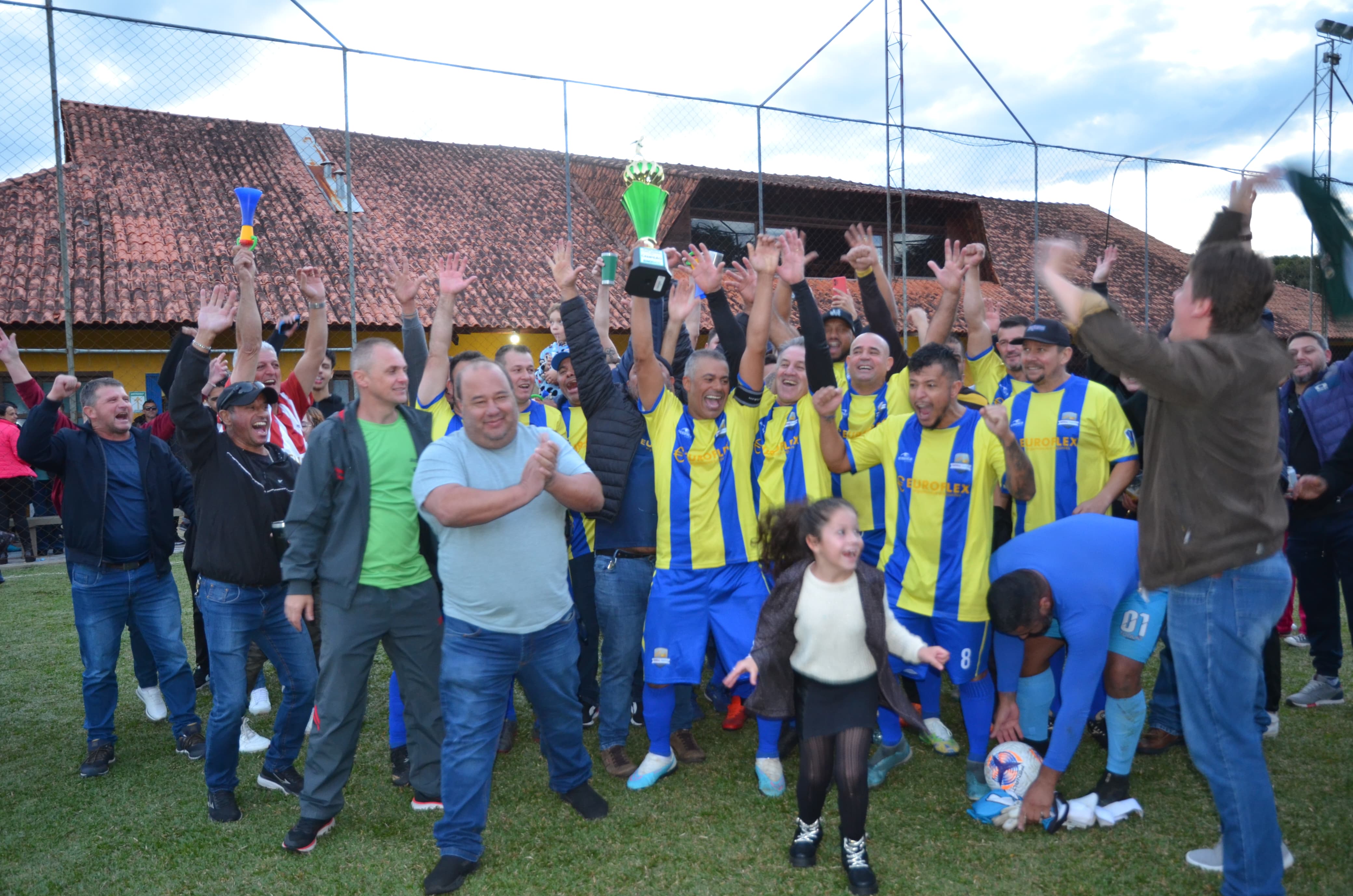 TRI CAMPEÃO... TRI CAMPEÃO... IMPERIAL FRANCOVIG É TRI DA COPA ZICO DE VETERANOS