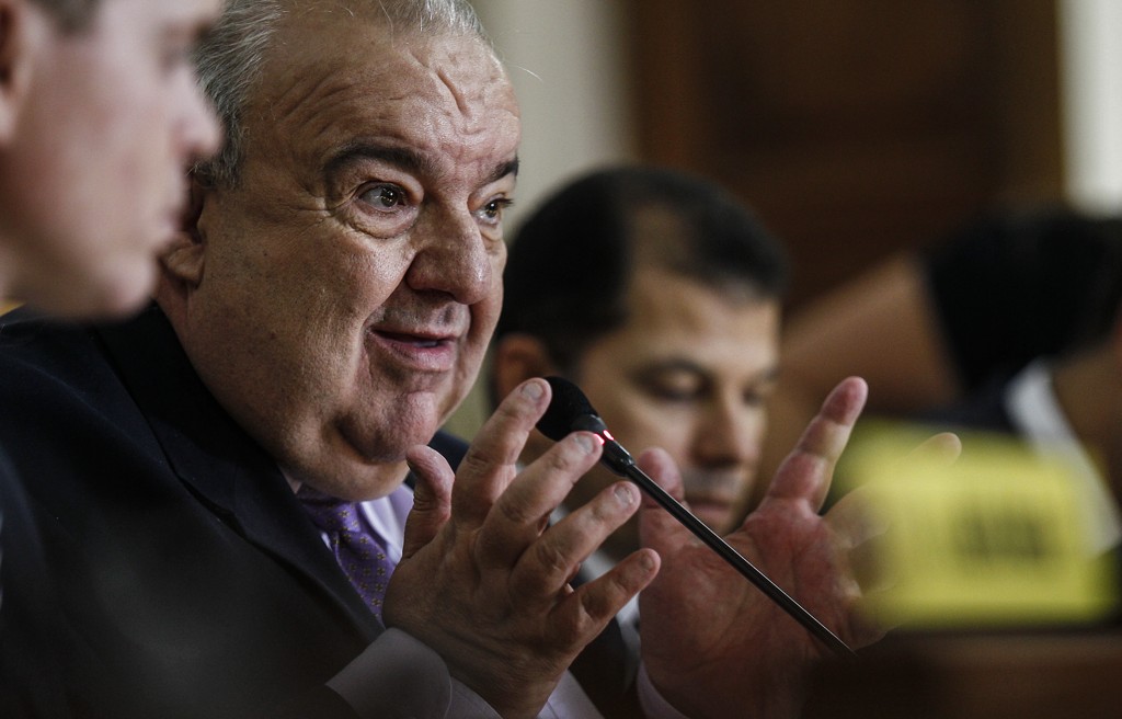 Inconsistências no discurso de Rafael Greca prejudicam o trabalhador e a população