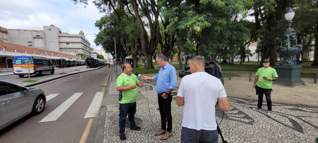 Sindimoc manifesta preocupação com ciclistas e pedestres nas canaletas