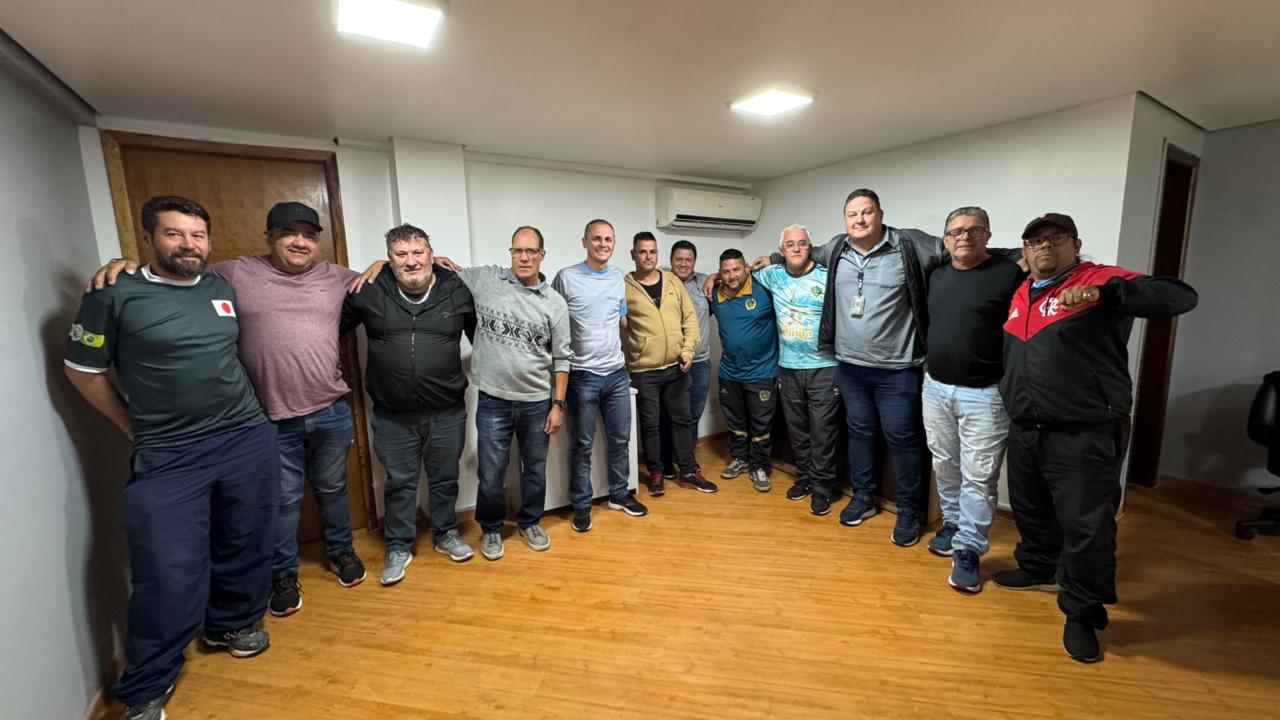 SAIU O ARBITRAL DA COMPETIÇAO