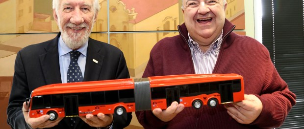 Governo do Paraná e Prefeitura de Curitiba firmam convênio de R$ 90 milhões para manter tarifa da capital e integração entre ônibus municipais e metropolitanos