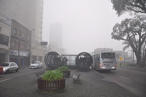 Deu na mídia: empresa deverá indenizar cobrador impedido de se agasalhar contra o frio