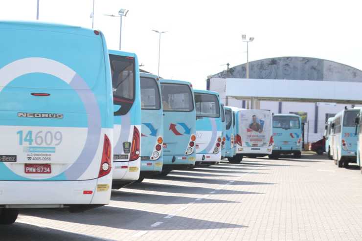 Em Fortaleza, trabalhadores do transporte coletivo também lutam pelo cobrador